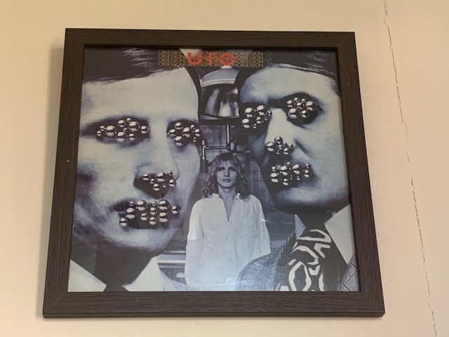 医療法人　桐渕眼科　診察室前