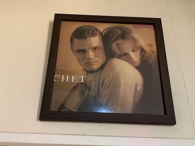 医療法人　桐渕眼科　診察室前